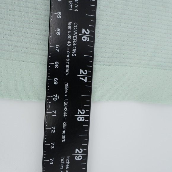 Lululemon Shirt Mens Large Green Short Sleeve Metal Vent Tech Workout Gym Logo - Picture 7 of 7